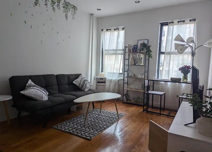 Chic One Bedroom Retreat In Downtown Manhattan
